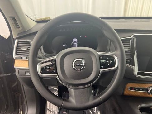 Used 2023 Volvo XC90 B6 Plus w/ Protection Package AWD/4WD image 17