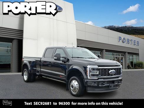 Certified 2025 Ford F450 Platinum w/ FX4 Off-Road Package image 1