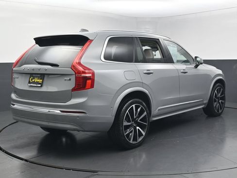 Used 2025 Volvo XC90 B5 Plus w/ Protection Package AWD/4WD image 7