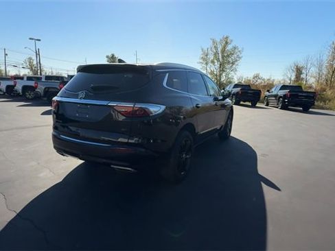 Certified 2023 Buick Enclave Essence w/ Sport Touring Edition image 8