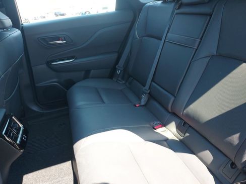 Used 2025 Toyota Crown Signia image 27