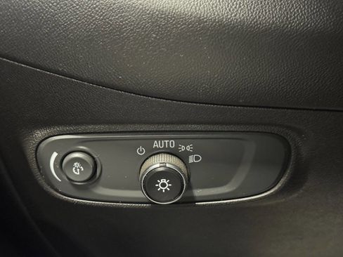 Used 2021 Chevrolet Equinox LS w/ LPO, Floor Liner Package image 24