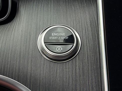 New 2026 Mercedes-Benz C 300 4MATIC Sedan image 24