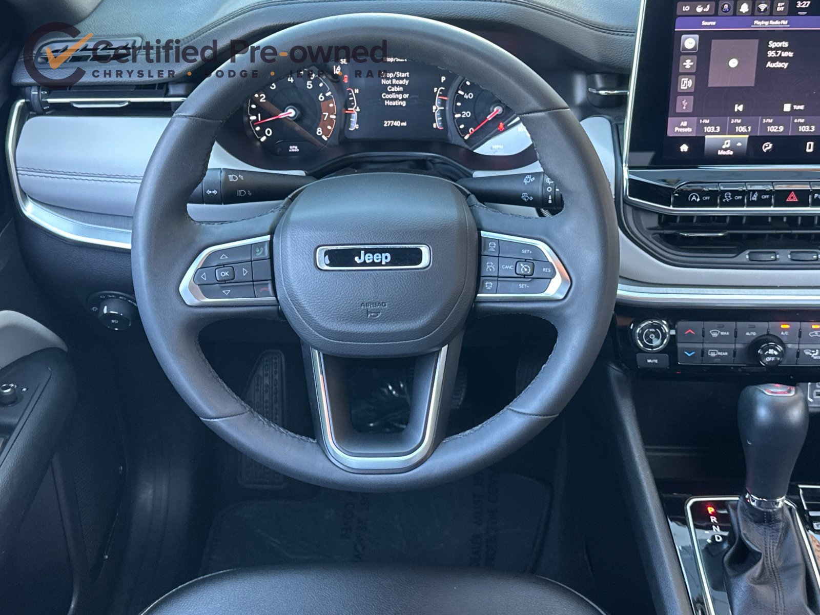 Used 2025 Jeep Compass Limited AWD/4WD image 15