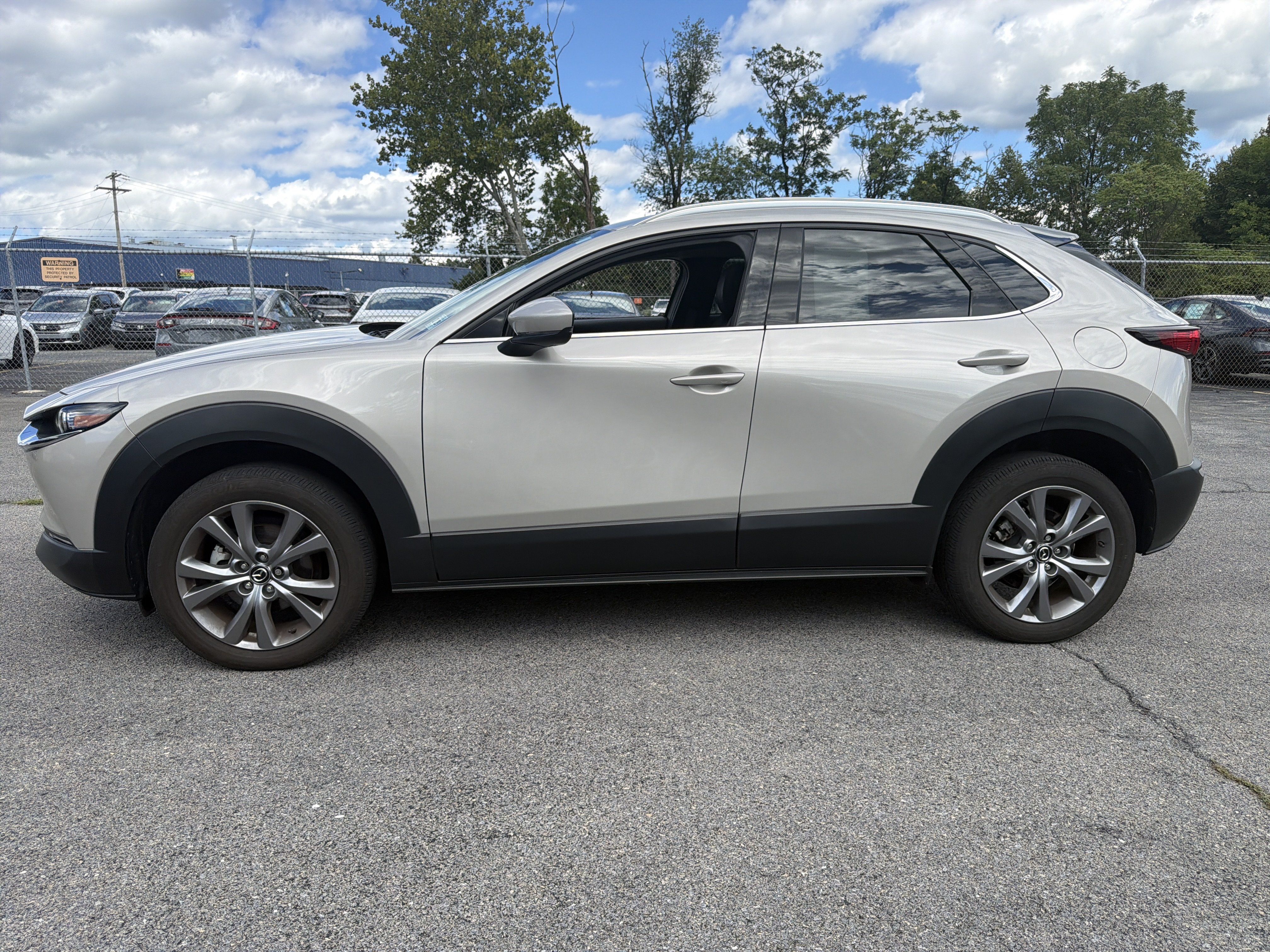 Used 2024 MAZDA CX-30 AWD 2.5 S w/ Premium Package image 4