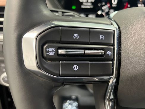 Used 2025 GMC Yukon Denali image 51