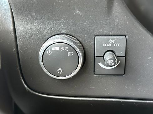 Used 2014 Chevrolet Express 3500 w/ Chrome Appearance Package image 18