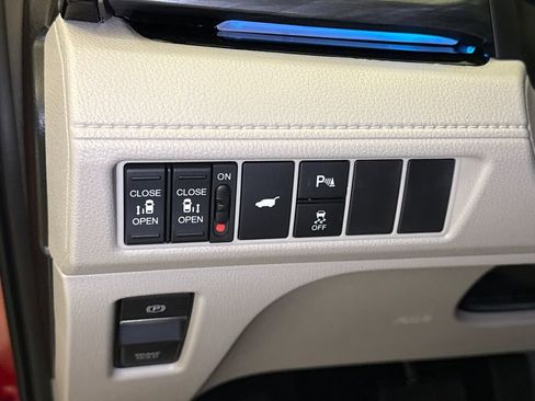 New 2026 Honda Odyssey Elite image 23