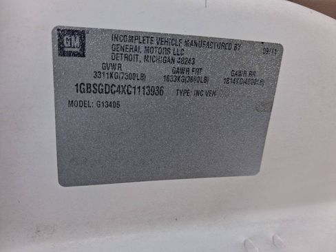 Used 2012 Chevrolet Express 1500 RWD image 23