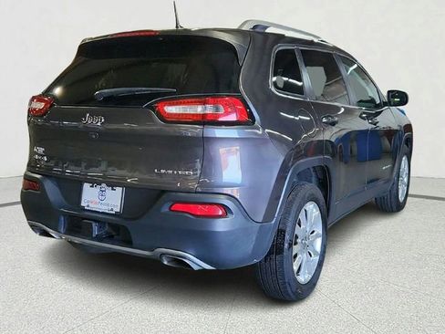 Used 2016 Jeep Cherokee Limited w/ Luxury Group image 3