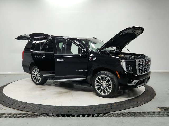 Used 2025 GMC Yukon Denali AWD/4WD image 10