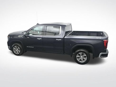Used 2025 GMC Sierra 1500 SLT AWD/4WD image 36