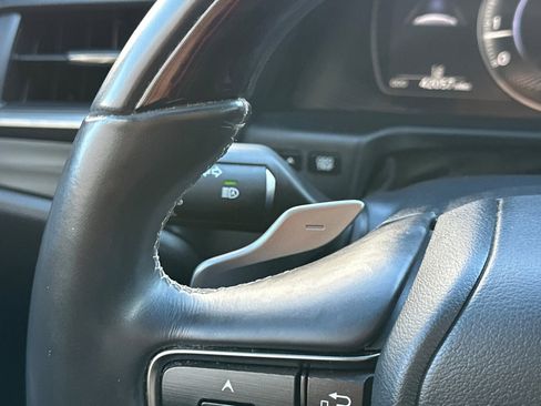 Used 2020 Lexus ES 350 w/ Luxury Package image 37