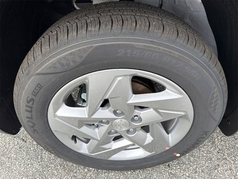 New 2026 Hyundai Kona SE image 11