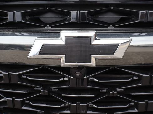 New 2026 Chevrolet Traverse Z71 w/ Enhanced Driving Package image 9