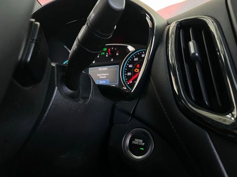 Used 2023 Chevrolet Equinox RS image 27