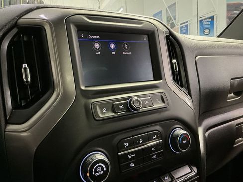 Used 2025 Chevrolet Silverado 1500 W/T image 26