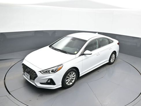 Used 2019 Hyundai Sonata SE w/ Winter Weather Package FWD image 32