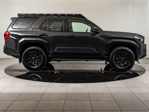 Used 2025 Toyota 4Runner TRD Off-Road Premium w/ Tow Technology Package AWD/4WD image 11
