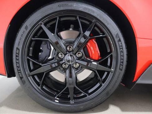 Used 2020 Chevrolet Corvette Stingray Premium Cpe w/ 3LT Preferred Equipment Group image 32