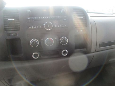 Used 2007 Chevrolet Silverado 2500 W/T image 11