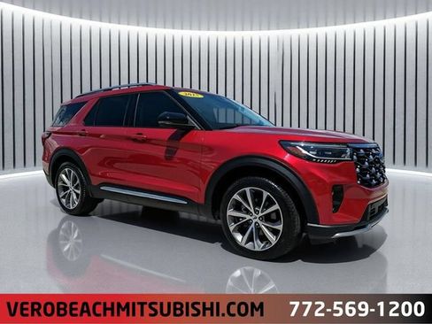 Used 2025 Ford Explorer Platinum w/ Ultimate Package RWD image 1