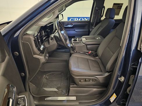 Used 2023 Chevrolet Silverado 1500 LT w/ Safety Package AWD/4WD image 5