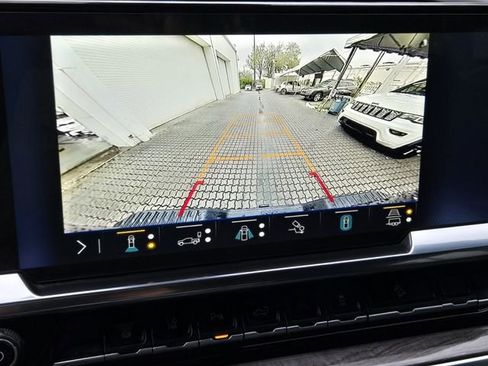 Used 2024 Chevrolet Silverado 2500 LTZ w/ LTZ Plus Package image 24