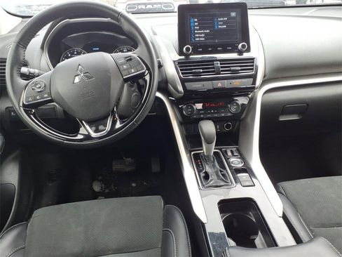 Used 2024 Mitsubishi Eclipse Cross SE image 8