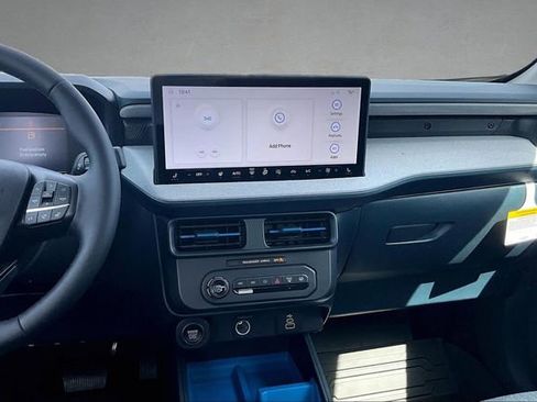 New 2026 Ford Maverick XLT FWD image 7