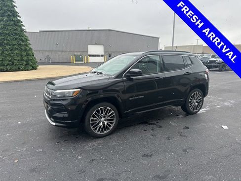 Used 2022 Jeep Compass Limited w/ Elite Group image 11