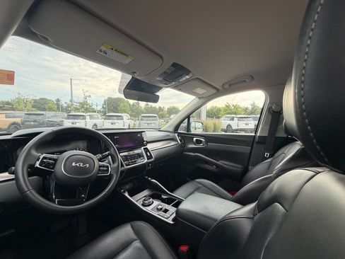 Used 2022 Kia Sorento S AWD/4WD image 10