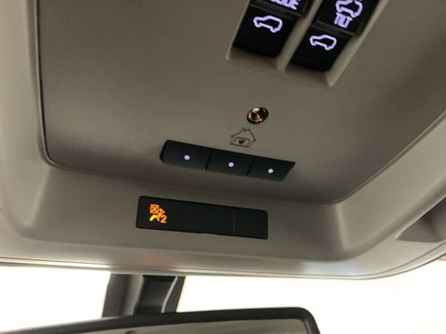 Used 2015 GMC Sierra 1500 SLT AWD/4WD image 40