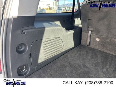 Used 2020 Chevrolet Suburban LT w/ Max Trailering Package AWD/4WD image 9