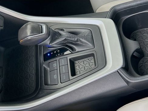 Certified 2019 Toyota RAV4 XLE Premium FWD image 16