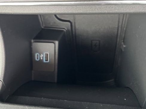 Used 2022 Ford Edge SEL w/ Convenience Package image 22