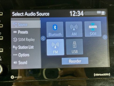 Used 2022 Toyota Camry SE FWD image 30