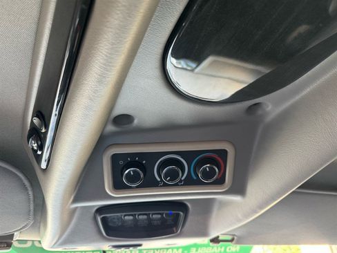 Used 2018 GMC Savana 2500 w/ Enhanced Convenience Package image 15