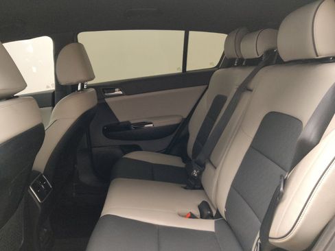 Used 2018 Kia Sportage EX w/ EX Sport Appearance Package FWD image 18