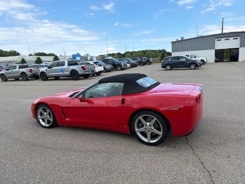 Used 2007 Chevrolet Corvette Convertible w/ Preferred Equipment Group RWD image 2