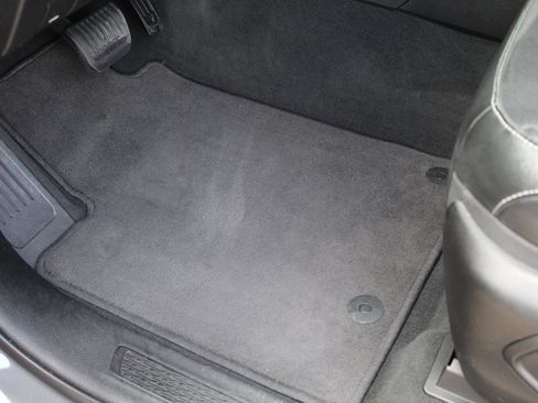 Used 2024 Jeep Grand Cherokee L Laredo image 35