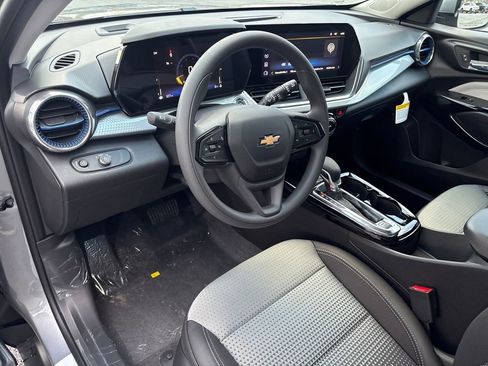 New 2026 Chevrolet Trax LT image 10