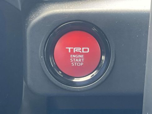 Used 2024 Toyota Tacoma TRD Off-Road AWD/4WD image 25