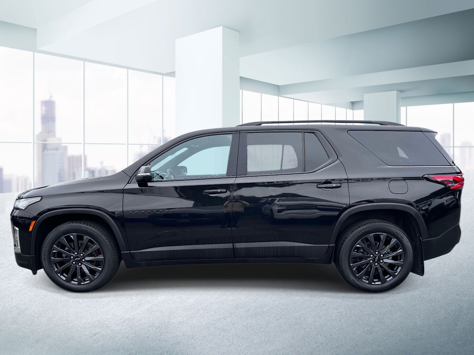Used 2023 Chevrolet Traverse RS AWD/4WD image 2