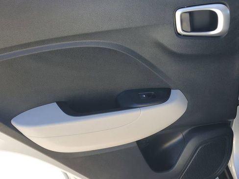 Certified 2023 Hyundai Venue SEL w/ Cargo Package image 36