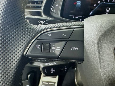 New 2026 Audi SQ7 Premium Plus AWD/4WD image 18
