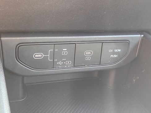 Used 2025 Kia K4 FWD image 23