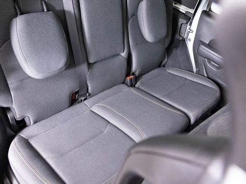 Used 2024 Jeep Wrangler Unlimited image 38