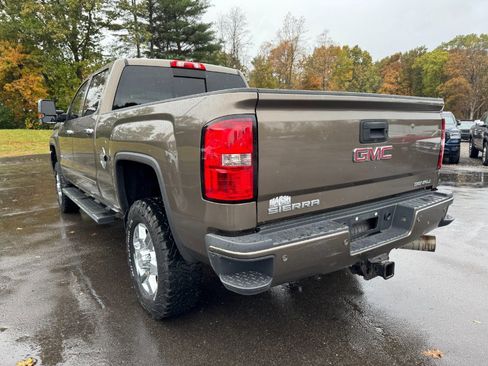 Used 2015 GMC Sierra 3500 Denali image 3
