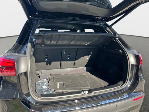 Certified 2025 Mercedes-Benz GLA 250 image 10